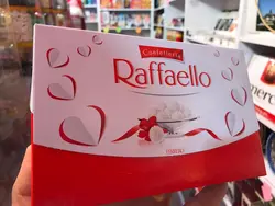 شکلات رافائلو ۹۰گرمی