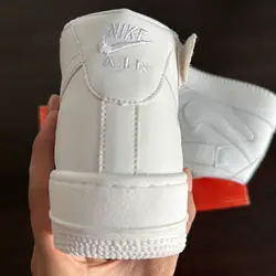 ایرفورس ۱ ساقدار