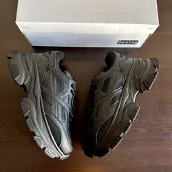 کتونی برشکا چانکی