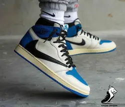 Nike air jordan1 high travis scott