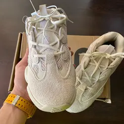 آدیداس یزی 500