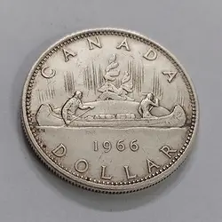 سکه نقره زیبا کانادا سال ۱۹۶۶ ملکه تاج اول سایز بزرگ وزن ۲۳.۵ گرم