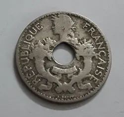 سکه خارجی بسیار کمیاب خاص هندوچین مستعمره فرانسه طرح بسیار زیبا سال ۱۹۲۵