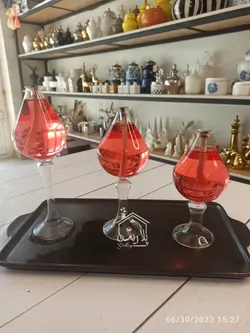 شمعدان پیرکس اشکی پایه دار - اکسسوری منزل و ظروف خاص پلاریس دکوری متفاوت