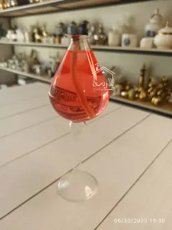 شمعدان پیرکس اشکی پایه دار - اکسسوری منزل و ظروف خاص پلاریس دکوری متفاوت