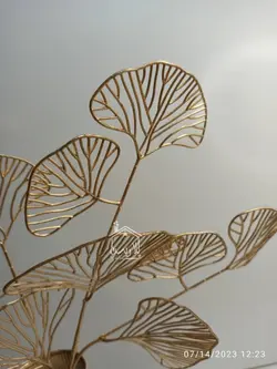 شاخه گل بادبزن طلایی