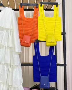 کراپ ساده بافت راه راه آبی نفتی