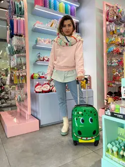 چمدان دایناسور سه بعدی سبز