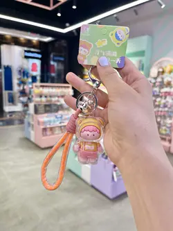 جاکلیدی آدم فضایی شیشه ای