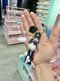 جاکلیدی آکواریومی کت پاپیونی