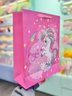 بگ هدیه یونیکورن و گربه کیوت