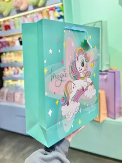 بگ هدیه یونیکورن و گربه کیوت