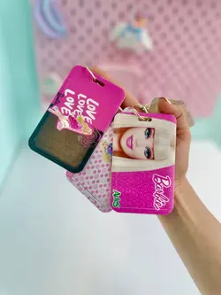 جاکارتی باربی صورتی