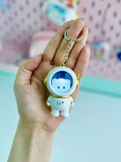 جاکلیدی چراغدار گربه فضانورد