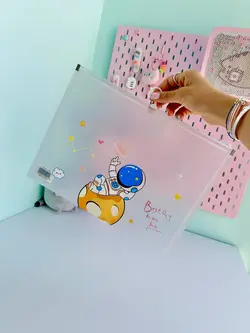 پوشه شفاف فضانورد کیوت