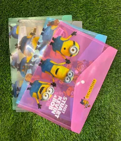 پوشه‌ دکمه‌دار‌ مینیون