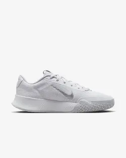 کفش تنیس زنانه نایک NikeCourt Vapor Lite 2- سفید/نقره ای | تنیس ۲۴