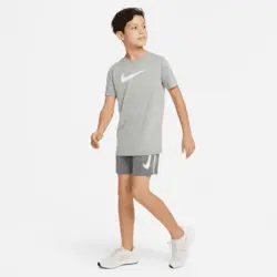 شلوارک تنیس پسرانه نایک Nike Multi Dri-FIT Graphic- طوسی | تنیس ۲۴