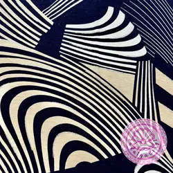 بلوز نخ پنبه ای استین کوتاه منحنی