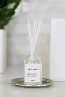 خوشبو کننده منزل با چوب های سفید بامبو لاله زن هوم LALEZEN HOME