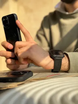 بند اپل واچ چرم قفل مگنتی مشکی - فروشگاه قاب فانتزی و لوازم جانبی موبایل نایس گارد