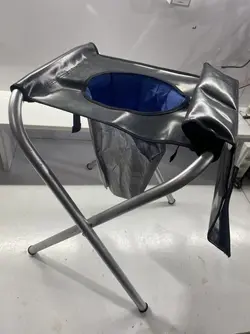 چهارپایه و سرویس بهداشتی سیار