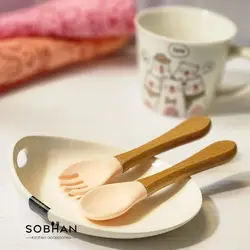 قاشق چنگال سیلیکونی دسته چوبی کودک