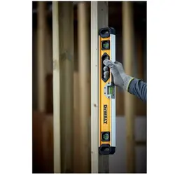 تراز 60 سانتی متری دیوالت مدل DWHT0-43224