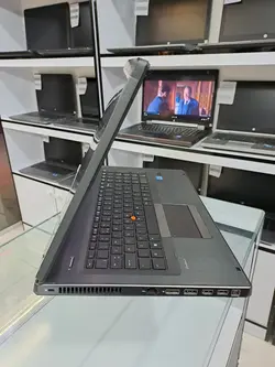 لپ تاپ HP EliteBook 8760W  i7 2760QM