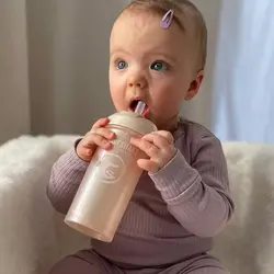 لیوان نی دار 360 میل تویست شیک بژ (شامپاینی صدفی) TWISTSHAKE