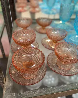 نقل خوری دوپیچ صورتی