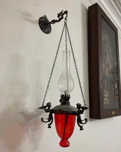 چراغ دیواری مدل فرشته قرمز همراه با گیره دیواری