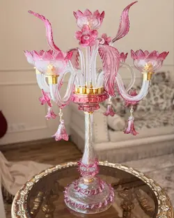 شمعدان پنج شاخه مورانو صورتی طرح ایتالیا - مرجع تخصصي فروش اجناس قدیمی، عتیقه جات، لوازم لوكس و آنتیک اروپایی