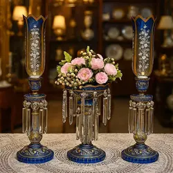 مجموعه یک جفت شمعدان ولاسترچشم بلبلی لاجوردی - مرجع تخصصي فروش اجناس قدیمی، عتیقه جات، لوازم لوكس و آنتیک اروپایی