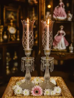 یک جفت شمعدان پایه میخی طرح باکارات فرانسه - مرجع تخصصي فروش اجناس قدیمی، عتیقه جات، لوازم لوكس و آنتیک اروپایی