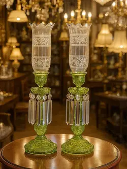 یک جفت شمعدان چشم بلبلی بیدی رنگ طرح باکارات فرانسه - مرجع تخصصي فروش اجناس قدیمی، عتیقه جات، لوازم لوكس و آنتیک اروپایی