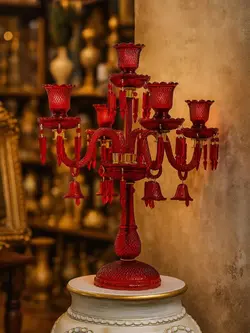 شمعدان پنج شاخه قرمز طرح باکرات فرانسه - مرجع تخصصي فروش اجناس قدیمی، عتیقه جات، لوازم لوكس و آنتیک اروپایی