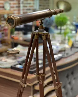 تلسکوپ سه پایه طرح قدیم