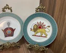 مجموعه سه عددی پیش دستی یادبود نماد پهلوی و شاهنشاهی