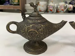 یک جفت قوری برنجی طرح قدیم