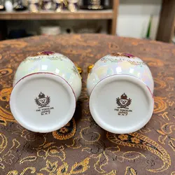 یک جفت گلدان لاکی مرمری لیلی مجنون قدیمی اصل ژاپن ارتفاع ۱۷ سانت کاملا سالم و نو