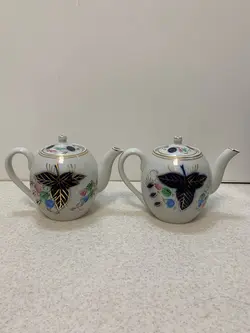 یک جفت قوری انگوری روس اصل قدیمی