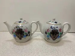 یک جفت قوری انگوری روس اصل قدیمی