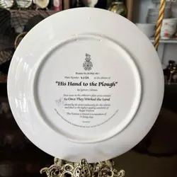 بشقاب دیوارکوب رویال دالتون انگلیس اصل و شناسنامه دار قدیمی