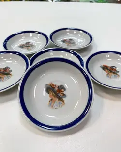 شش عدد نعلبکی کلکسیونی رخ دار قدیمی