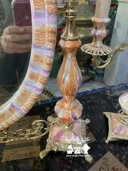 آینه و شمعدان قدیمی بدنه چینی و برنز فوق العاده زیبا