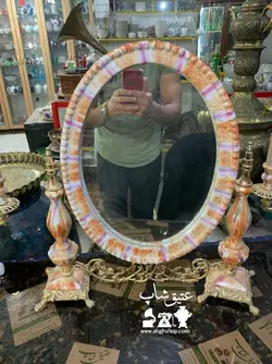 آینه و شمعدان قدیمی بدنه چینی و برنز فوق العاده زیبا