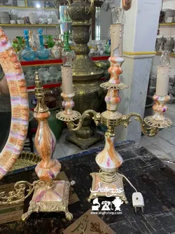 آینه و شمعدان قدیمی بدنه چینی و برنز فوق العاده زیبا