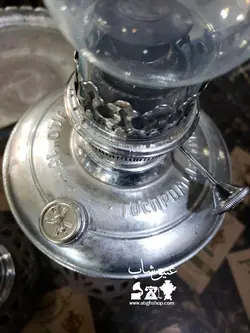 هر عدد چراغ گردسوز جکی روس اصل قدیمی و کم یاب ارتفاع با حباب ۶۰ سانت،جفت نیستند و یکی از آنها روی بدنه مقداری تورفتگی دارد