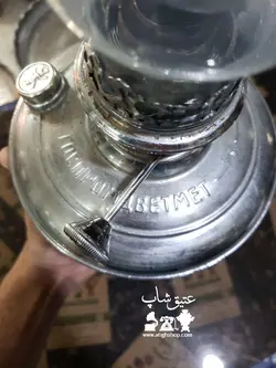 هر عدد چراغ گردسوز جکی روس اصل قدیمی و کم یاب ارتفاع با حباب ۶۰ سانت،جفت نیستند و یکی از آنها روی بدنه مقداری تورفتگی دارد